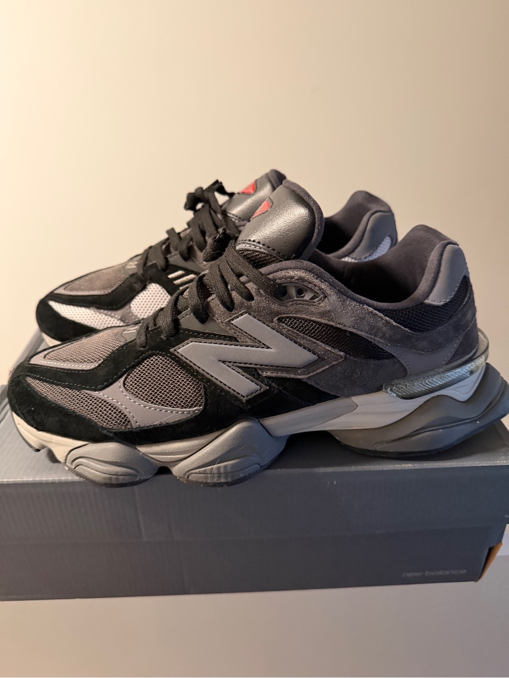 New Balance 9060 Black Castlerock